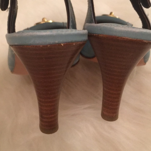 Coach Blue Leather Turn Lock Heel - size 5 - Picture 5 of 8